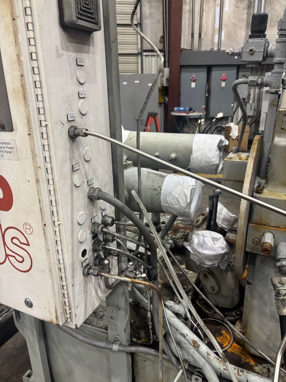 1530 cfm, 129 psig, Elliott #C611647-1, skid mounted parts Motor 400 HP, AMI # 10651 - Image 3