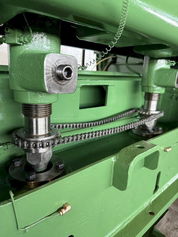 35 Ton, Bliss #C2-35, gap frame press, 2" stroke, 18" x550" bed, 12" x42" ram/slide area, air clutch & brake - Image 10