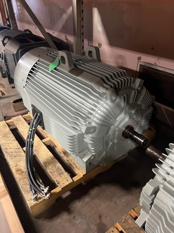 300 HP 1800 RPM Toshiba, Frame 449TS, 330a, 460 Volts - Image 2