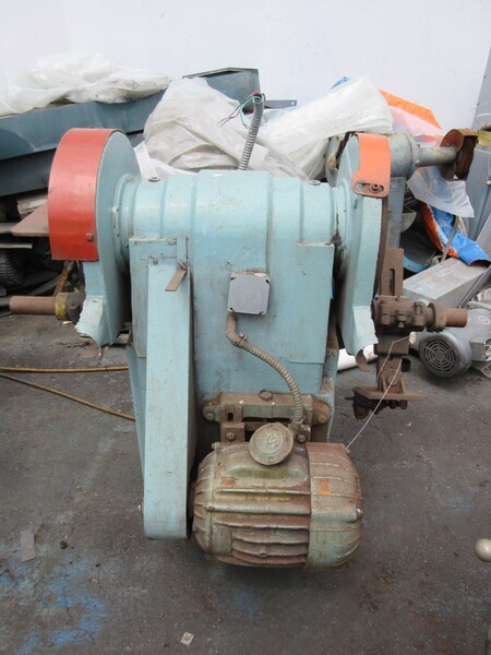 Besly #205, pedestal grinder - Image 8