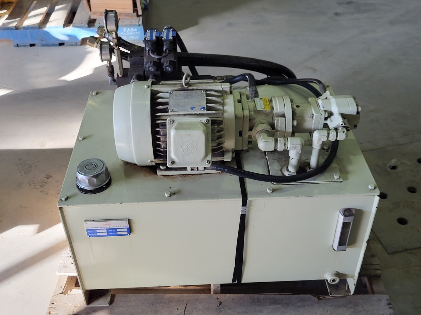 16" x 32" Acer #AGS-1632AHD, surface grinder, 14" x 2" x 5" wheel, 7.5 HP, 2011 - Image 3