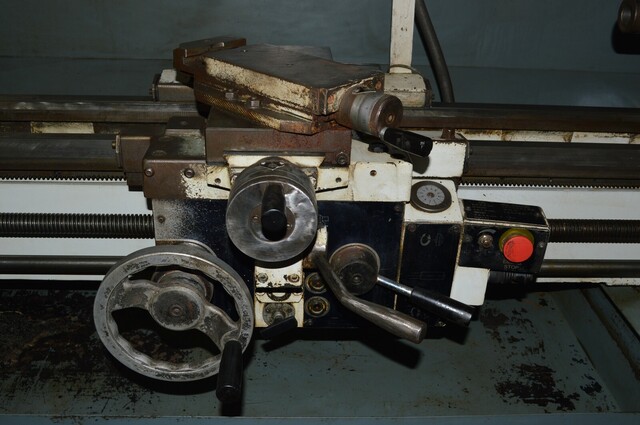 17-3/4" x 65" Clausing Metosa #C1565VS, gap bed geared head lathe, 10-5/8" socs, 10" 6-jaw, 2300 RPM, 7-1/2" - Image 4