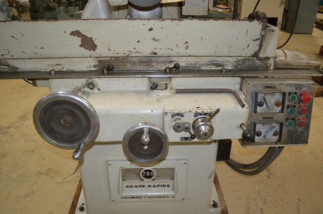 12" x 30" Gallmeyer & Livingston #480, surface grinder, 14" x 1-1/2" x 5" wheel, 1750 RPM, 17-1/8" throat - Image 2