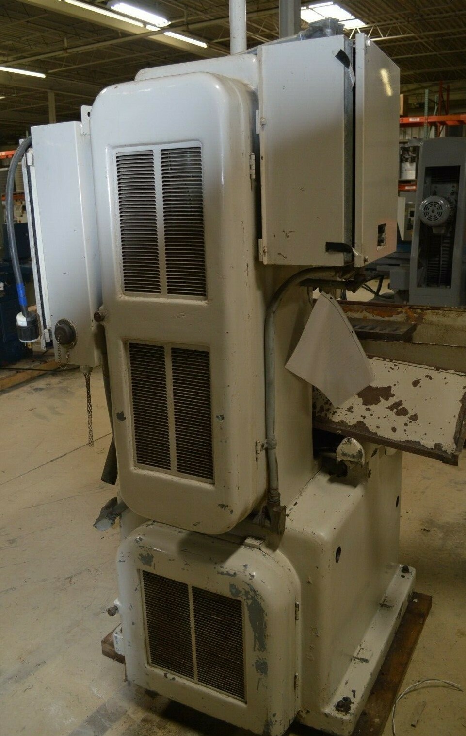 12" x 30" Gallmeyer & Livingston #480, surface grinder, 14" x 1-1/2" x 5" wheel, 1750 RPM, 17-1/8" throat - Image 8