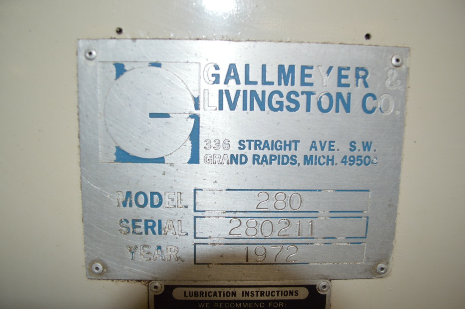 12" x 30" Gallmeyer & Livingston #480, surface grinder, 14" x 1-1/2" x 5" wheel, 1750 RPM, 17-1/8" throat - Image 10
