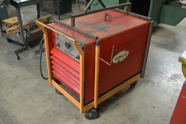 425 amps, Airco #3DDRS-24-B, stick welder w/ roll cart (no leads), 460V. - Image 4