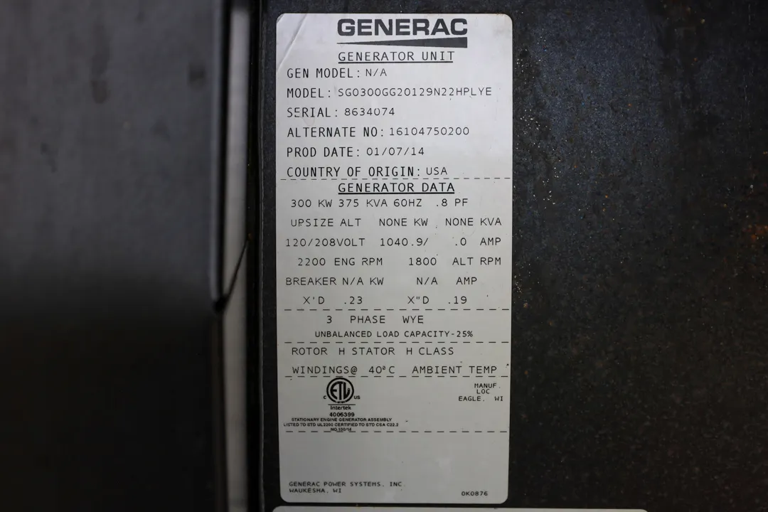 300 KW Generac #SG0300, generator, enclosed, 120/208 Volts, 523