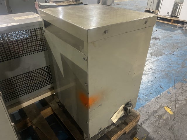 15 KVA 480 Primary, 208Y/120 Secondary, General Electric 9T23B3871 transformer - Image 2