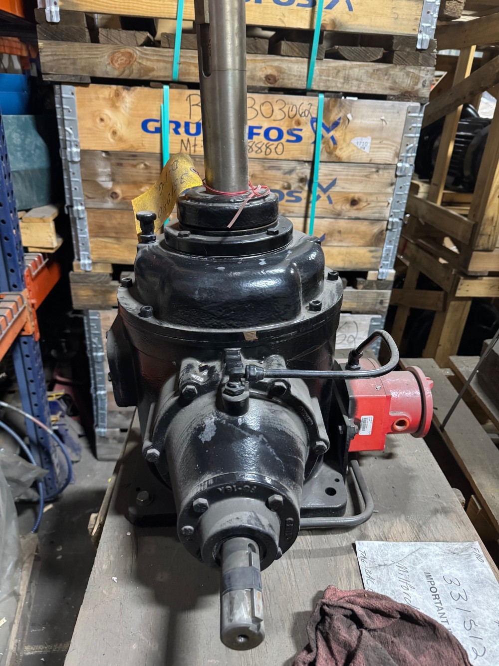 Series F110, Amarillo, right angle fan drive, 6.50 -1 ratio, new surplus - Image 1