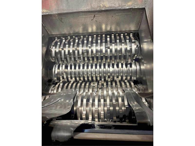 Untha #RS-30, quad shaft shredder, 30 HP, upender scissor lift, hydraulic discharge conveyor, 2019 - Image 5
