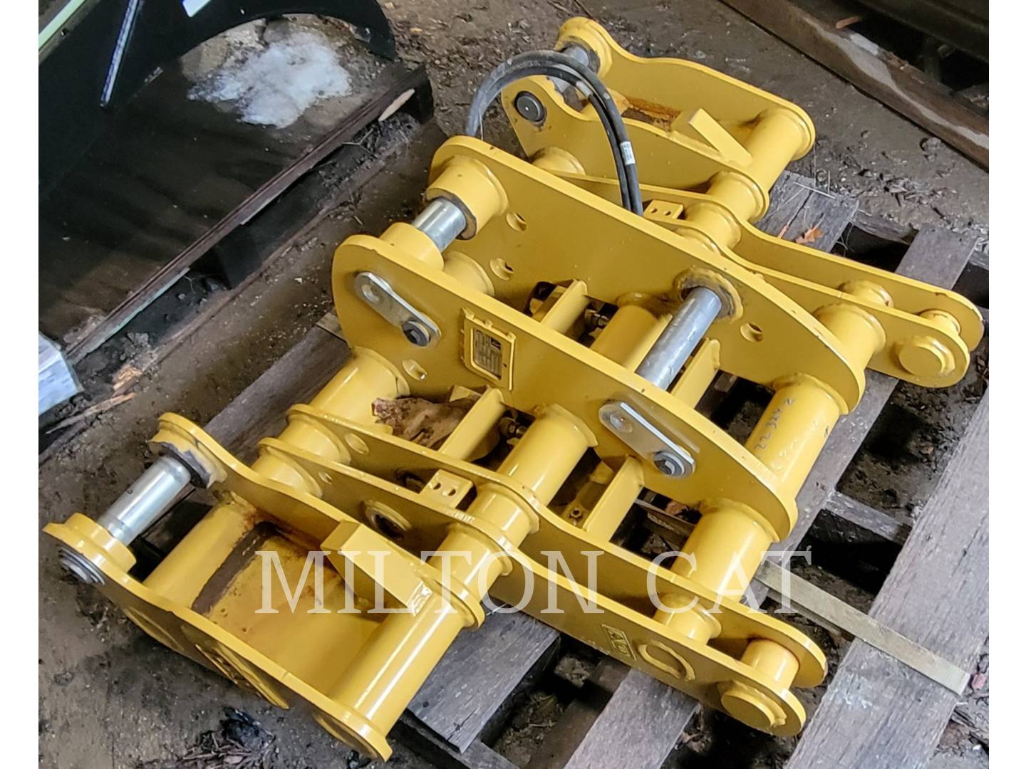 Cat 416F-430F IT QUICK COUPLER, Quick Coupler, S/N: 7WW06850, 2022 - Image 1
