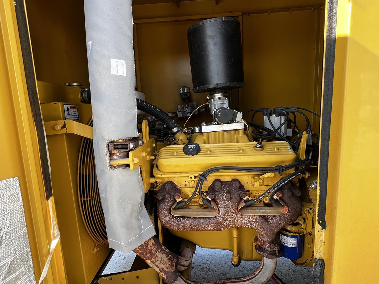 60 KW Kato #L60EDG4, Natural gas or propane generator, enclosed skid mounted, 120/240 Volts, 453 hours, 1997 - Image 7