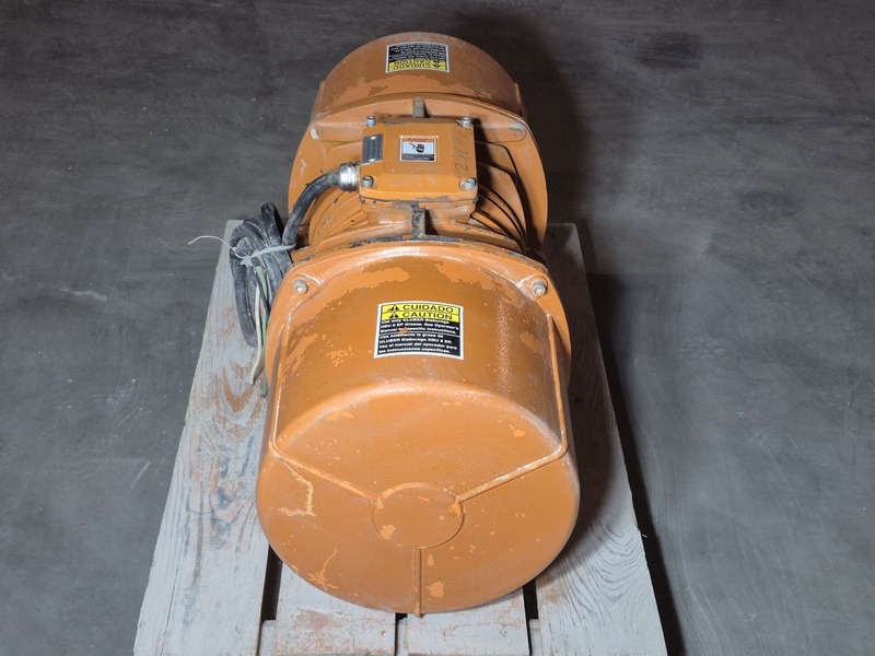 5.8 HP 900 RPM General Kinematics #IM9-14400, electric vibrator, 575 Volts - Image 4