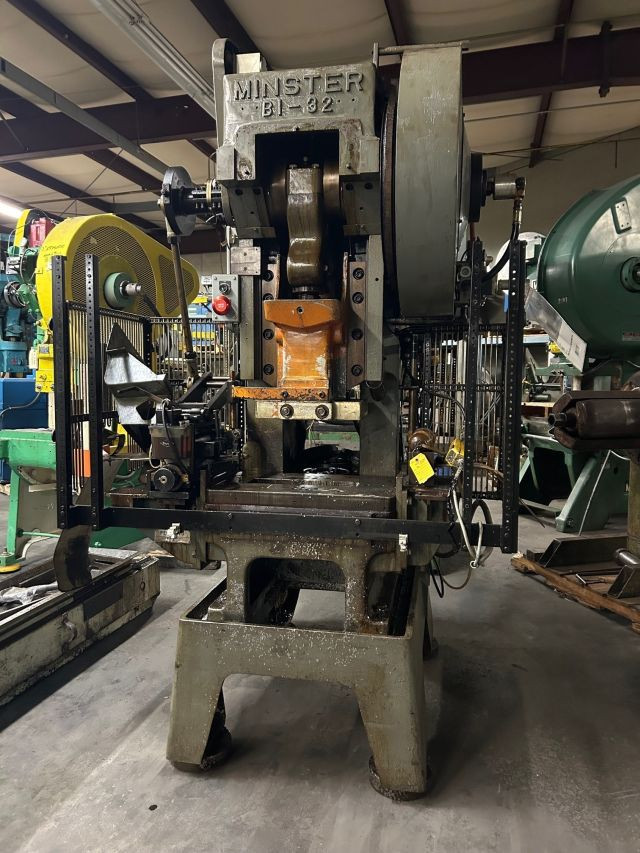 32 Ton, Minster #B1-32 Fixed Base, 1.5" stroke, 8.25" Shut Height, S/N 12821, STK# 1591 - Image 1