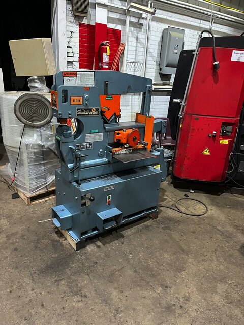 3" x 3" x 9/16" Scotchman #4014C, ironworker, 40 ton, 3 HP - Image 1