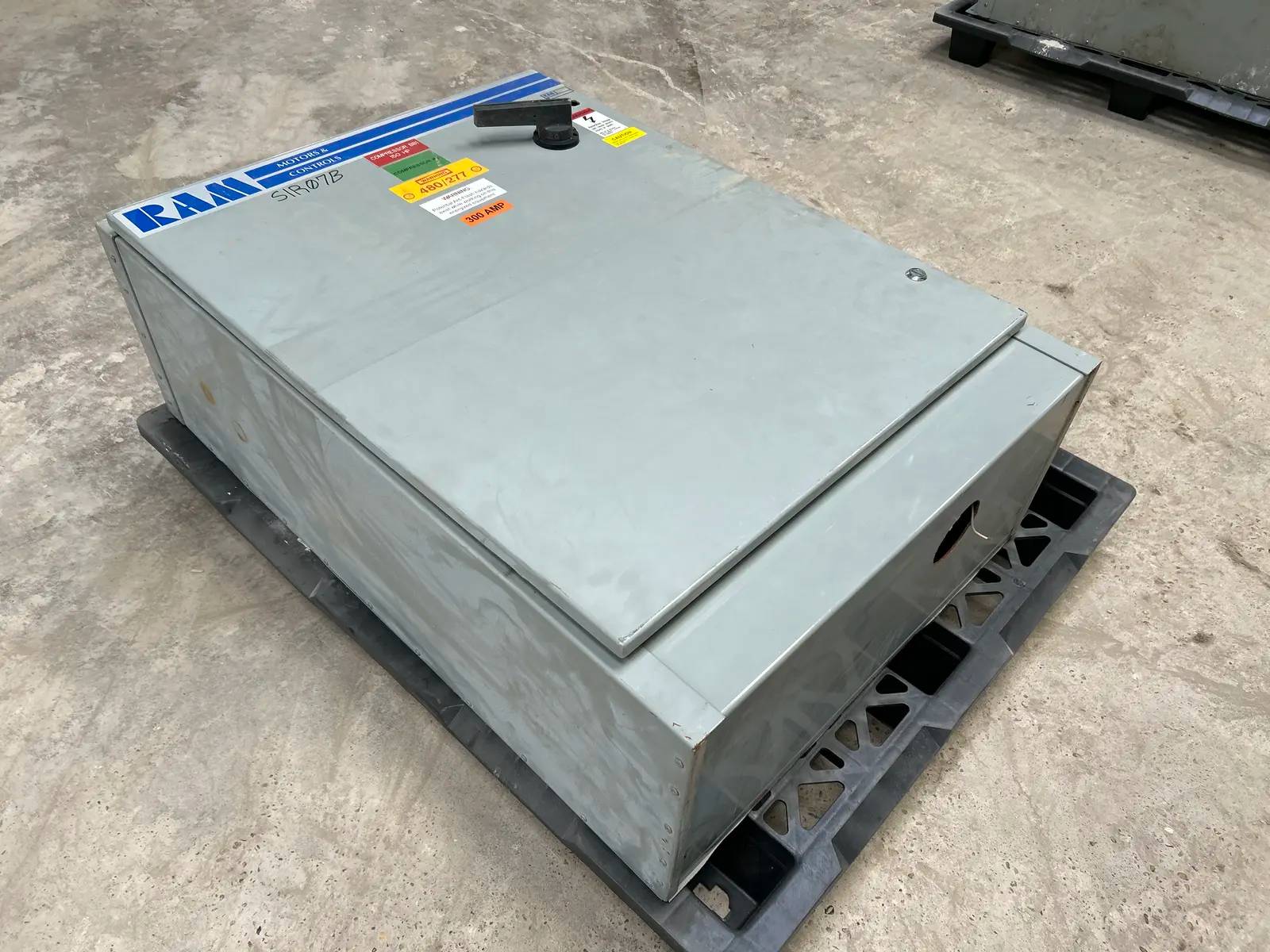 Ram, screw compressor motor starter, 150 HP, 460 Volts, 3-phase, 2024 - Image 4