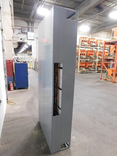 Allen-Bradley, 2100-ACT, motor control center MCC section, 800/300A, 600 Volts - Image 6