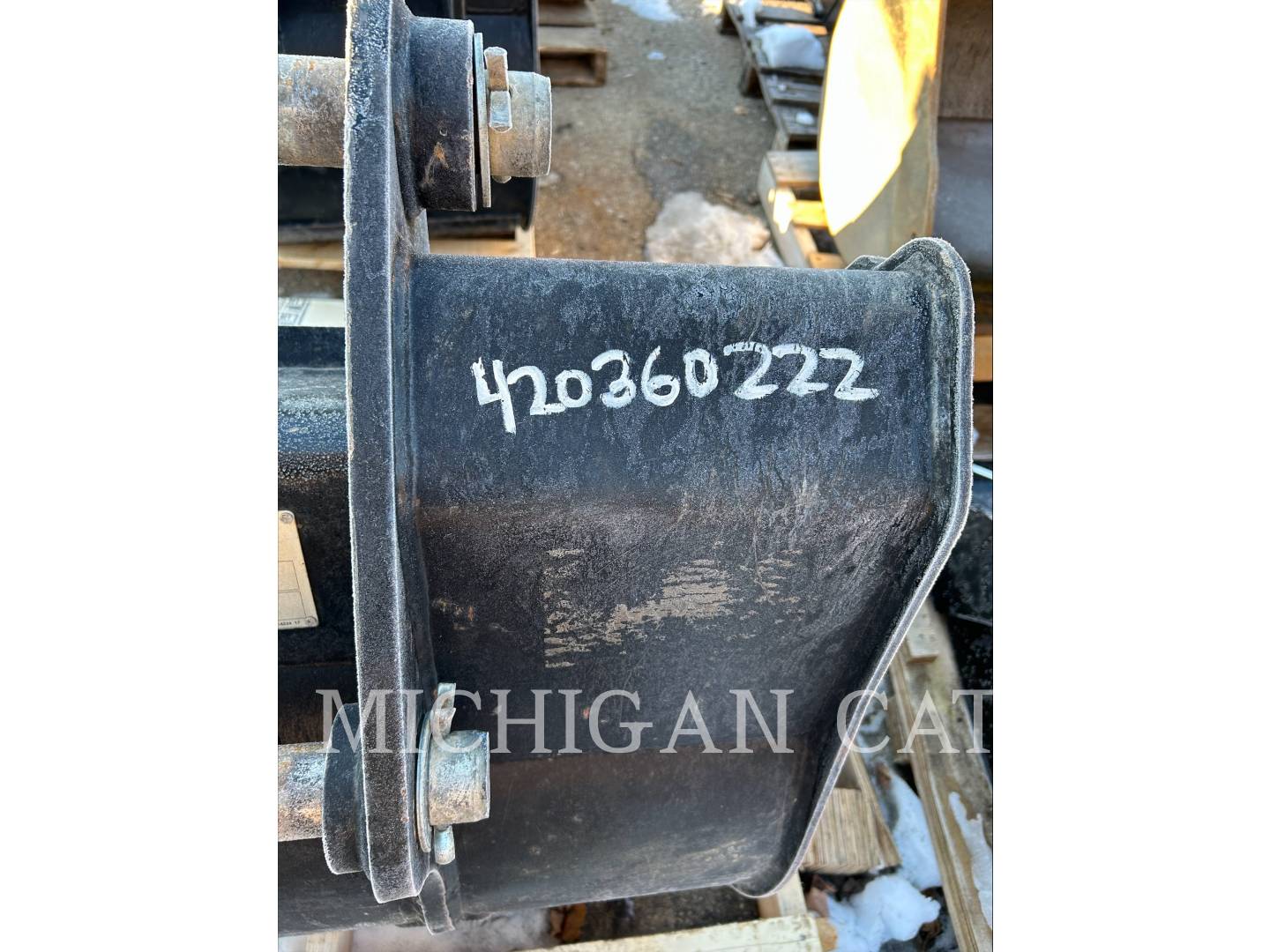 Caterpillar Work Tools (Non-Serialized) BHL 36" HDBKT, Bucket, S/N: BN171004082, 2017 - Image 6