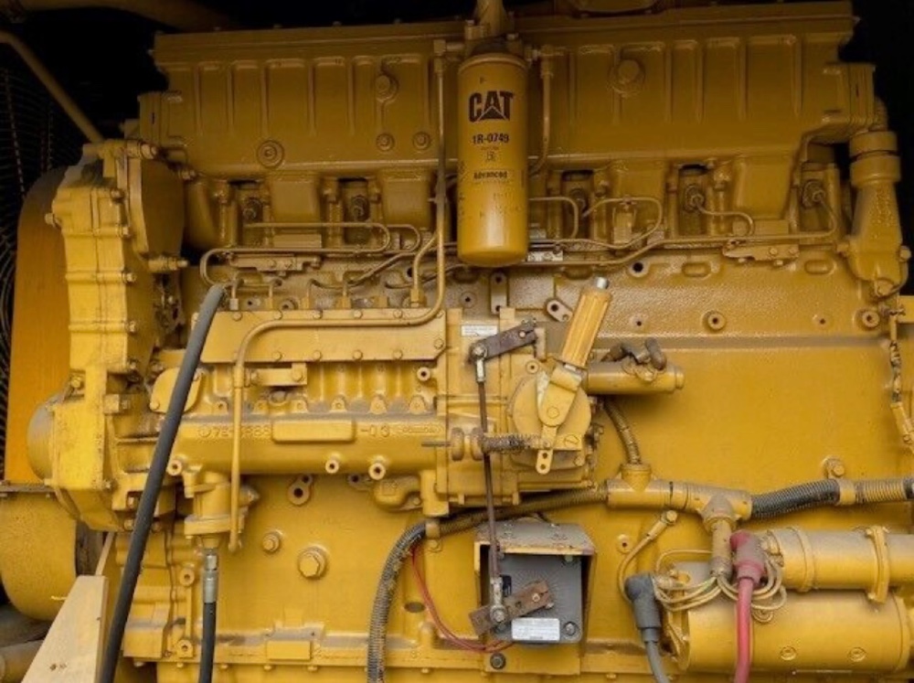 350 KW Caterpillar #3406, generator set, weatherproof enclosure, 277/480 Volts, 1996 - Image 2