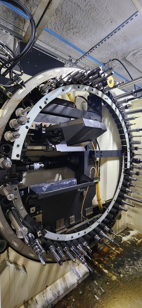 Makino #A61NX, CNC horizontal machining center, Pro 5 Control, 28.7" X, 25.6" Y, 31.5" Z, 14000 RPM, 60 - Image 7