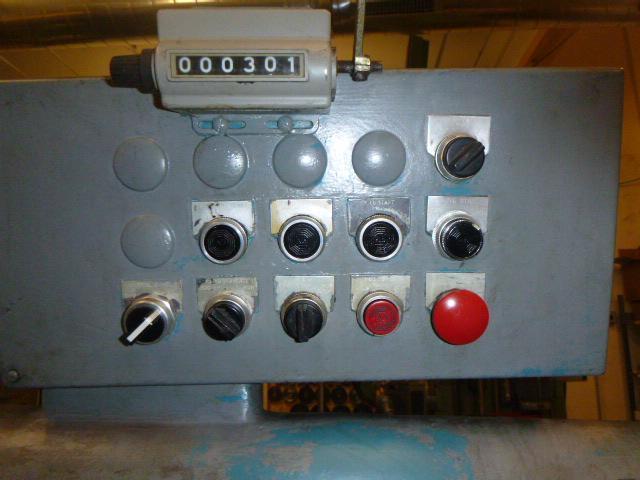Barber Barber-Colman #16-36, universal gear hobber, double thread index, 3-jaw 10" chuck - Image 4