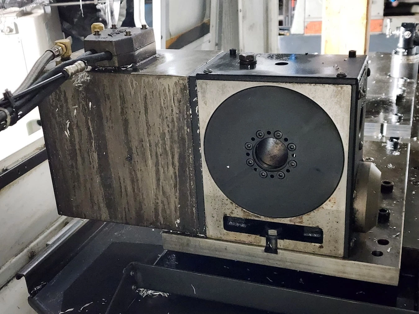 Haas #VF-2D, CNC vertical machining center, 30000 RPM, 20 automatic tool changer, BT30, 20 HP, 2008 - Image 10