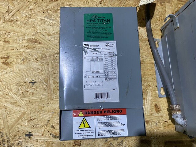 5 KVA 600 Primary, 240/120 Secondary, Hammond Q005PEKT, transformer, Nema 3R - Image 1
