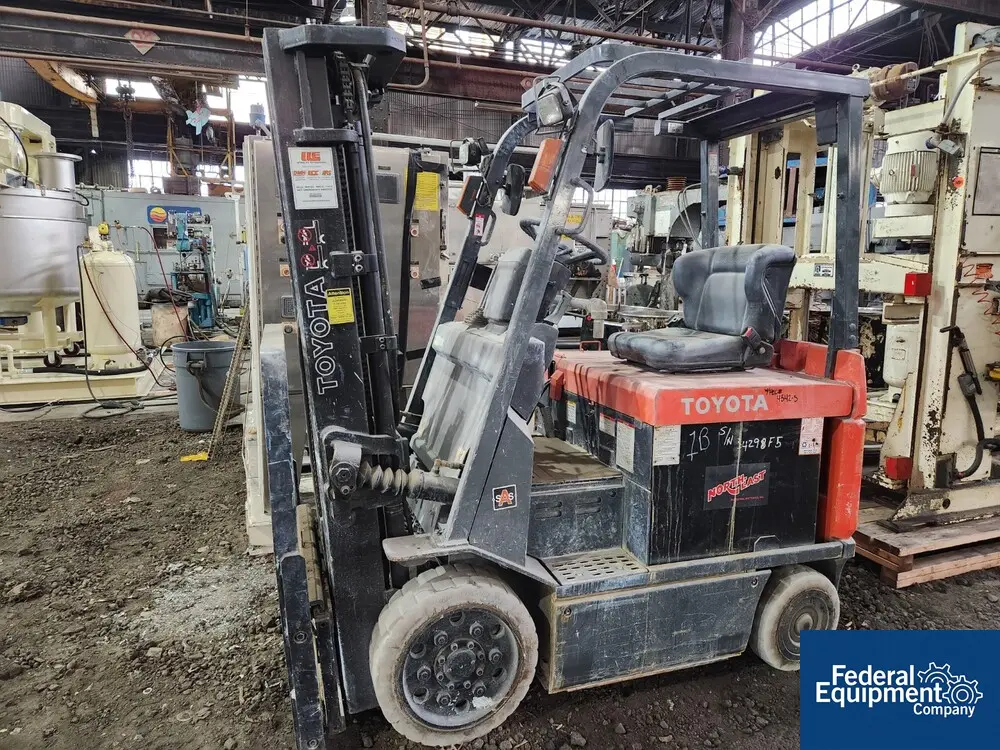 3500 lb. Toyota #7FBCU20, 189" lift, side shift - Image 1