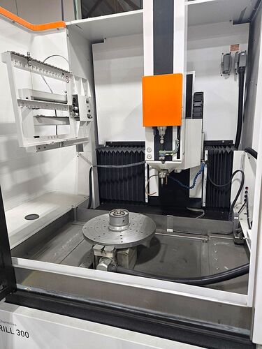 Agie Charmilles #Drill-300, Electrical Discharge Machine small hole, 23.6" X, 15.8" Y, 17.72" Z, tilting - Image 2