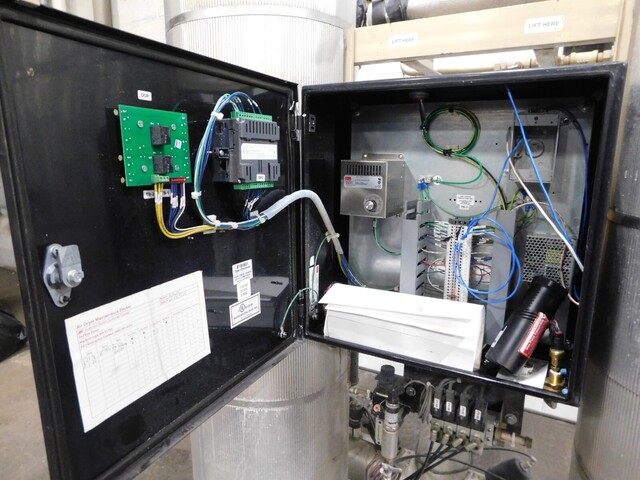 120&deg;F, 150 psig, Ingersoll Rand #HLA6001HG0LAZ01, air dryer, 115 V., 1 phase - Image 10