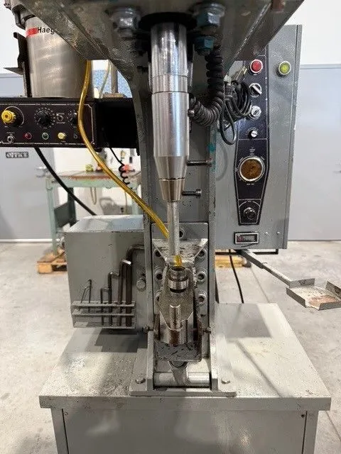 6 Ton, Haeger #HP6-B, hydraulic insertion press, 8.5" stroke, 18" throat, autofeed bowl, 18 gallon hydraulic - Image 10