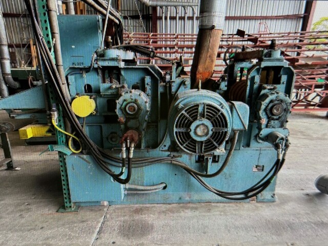 Newman #S-382, Hydraulic Drive Double Planer, Very Good Condition - Image 5