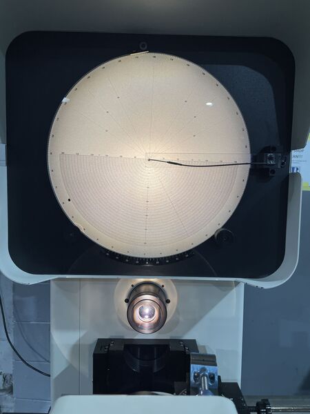 14" Microvu #M1040270 Spectra, Optical Comparator, 18" x 5" T-Slotted Work Stage - Image 3