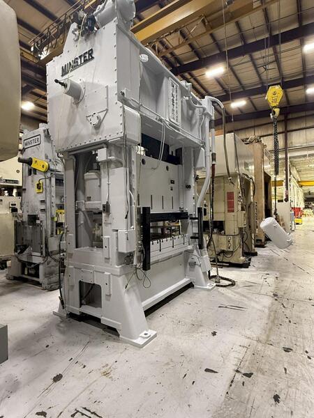 200 Ton, Minster #E2-200-72-42, 8" stroke, 31" Shut Height, 6" adjustment, 30-60 VSPM, reconditioned, 1981 - Image 6