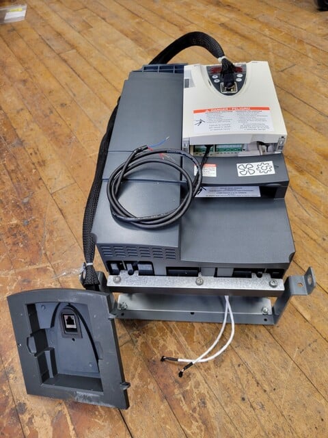 20 HP Telemecanique, Altivar 61 ATV61HD15N4, AC Inverter Drive, 5000A, 480V., 15kW - Image 4