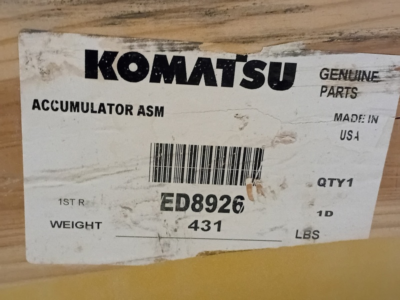 Komatsu #ED8926, Accumulator (2 available) - Image 2