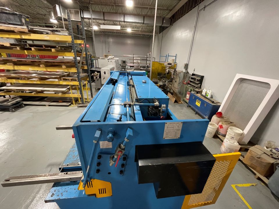 1/4" x 10' Knuth #KHT-3206C, hydraulic squaring shear, 24" front operated power back gauge, 18 SPM, 7.5 HP - Image 2