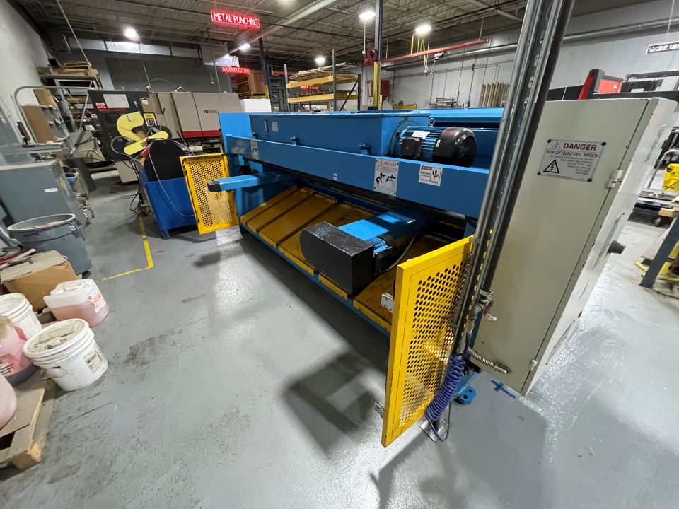 1/4" x 10' Knuth #KHT-3206C, hydraulic squaring shear, 24" front operated power back gauge, 18 SPM, 7.5 HP - Image 4