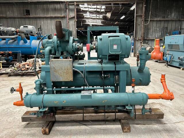 60 HP, Frick #RXB-24, Rotary Screw Compressor Package, 230/460 V., 1800 RPM, 300 PSIG, w/ Toshiba motor, 2002 - Image 6