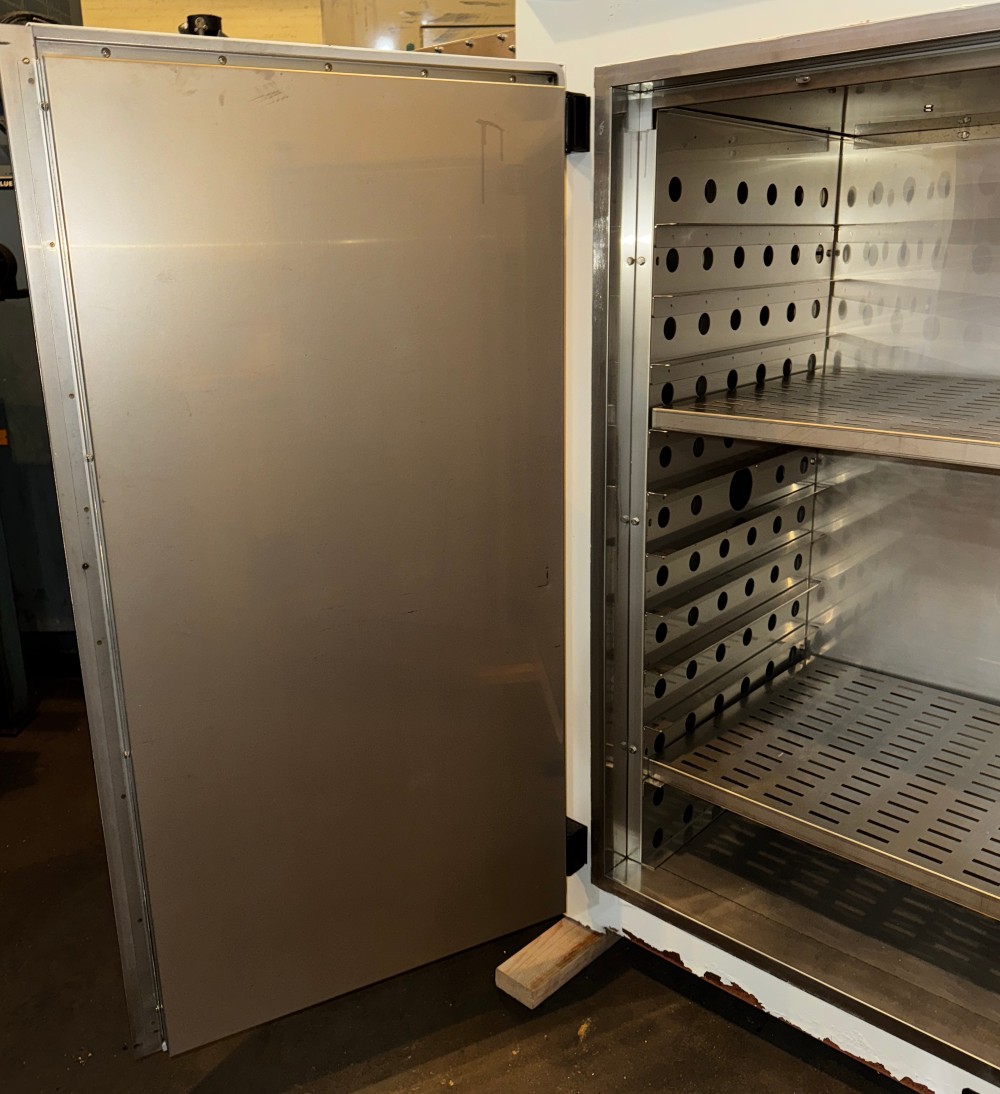 48" width x 48" H x 24" L Blue M #DCW-326, double door cabinet oven, Stainless Steel interior, 600°F, tested - Image 5