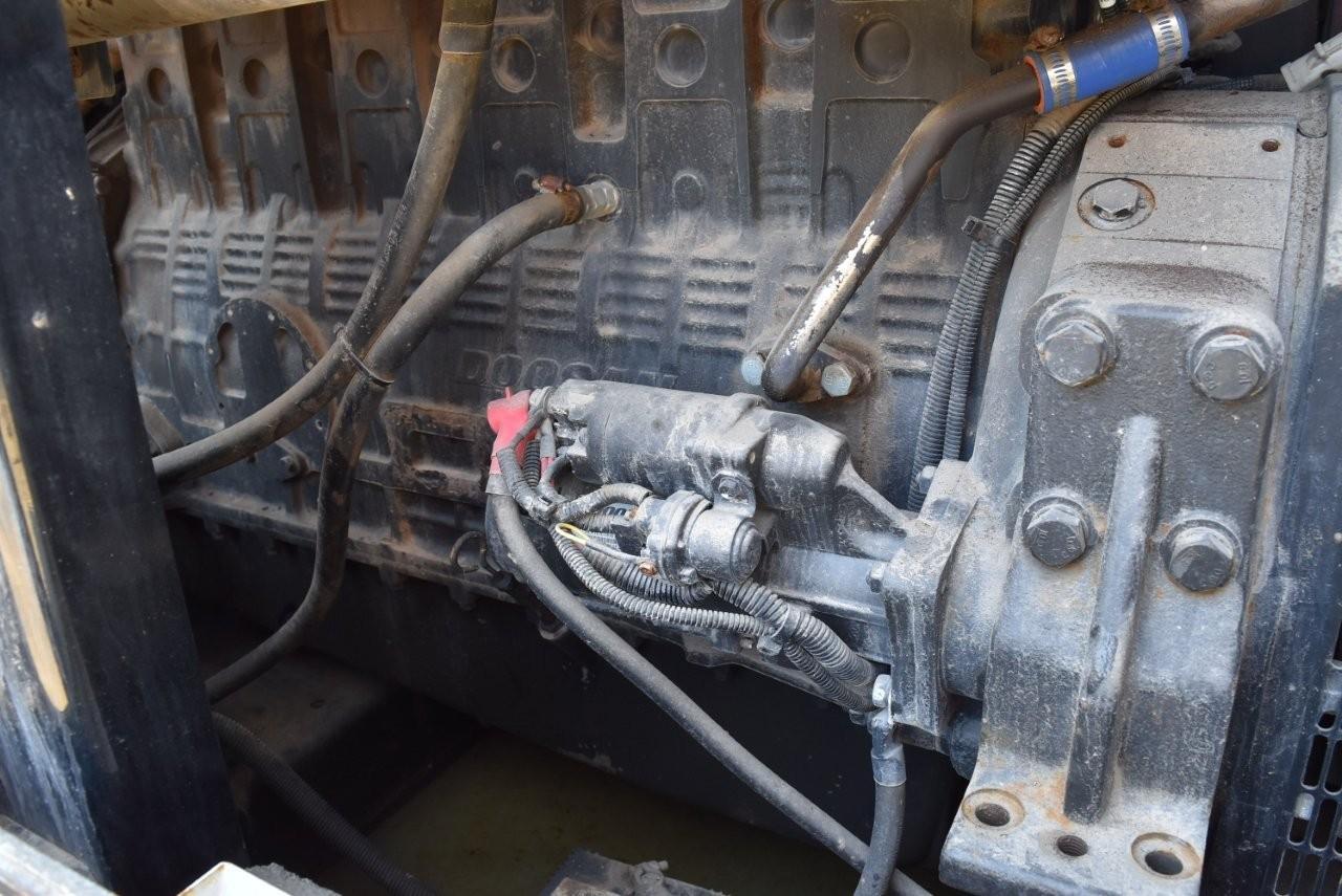 Hipower #HRNG230T6, dual fuel Natural gas or LP mobile generator, 277/480 Volts, 2014 - Image 6