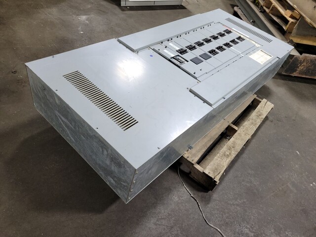 600 Amp. General Electric, APN, Spectra Series Panelboard, 208Y/120 Volts AC 3PH 4W - Image 7
