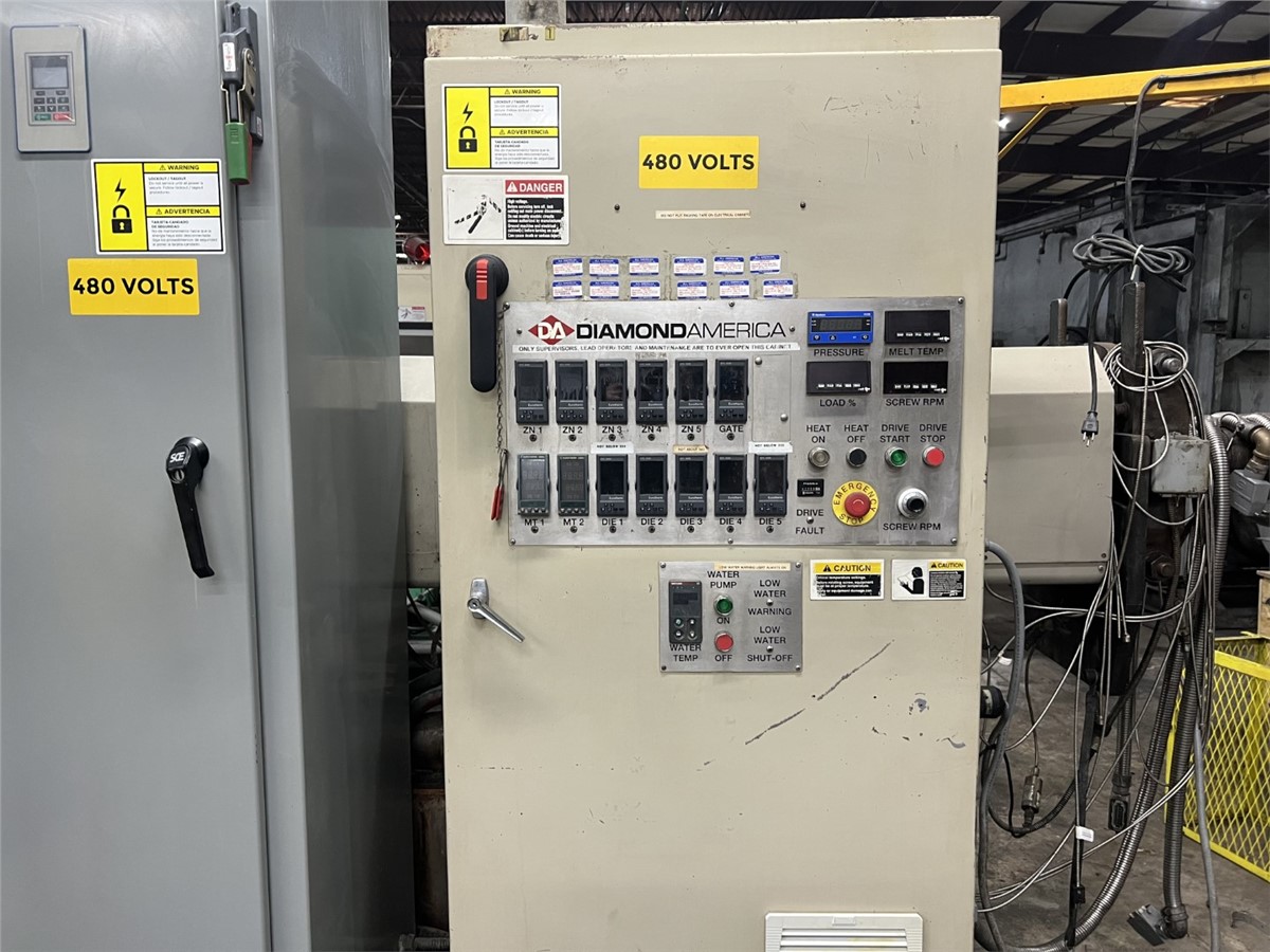 4.5" Diamond Multimax America, extruder, 32:1 L/D, 200 HP, 52" centerline, hopper & barrel clamp, 2004 - Image 2