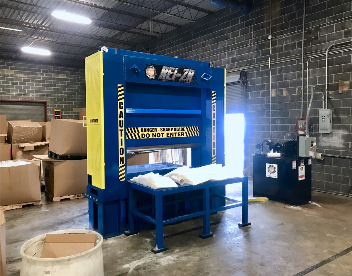 Recycling Equipment Inc. #12072ST, 120" W x 72" H roll splitter, 20 HP hydraulic power pack, hydraulic dump - Image 6