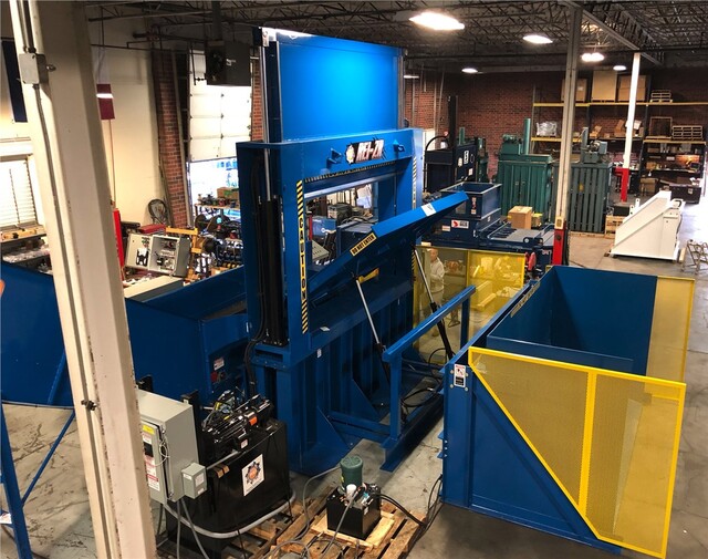 Recycling Equipment Inc. #12072ST, 120" W x 72" H roll splitter, 20 HP hydraulic power pack, hydraulic dump - Image 9