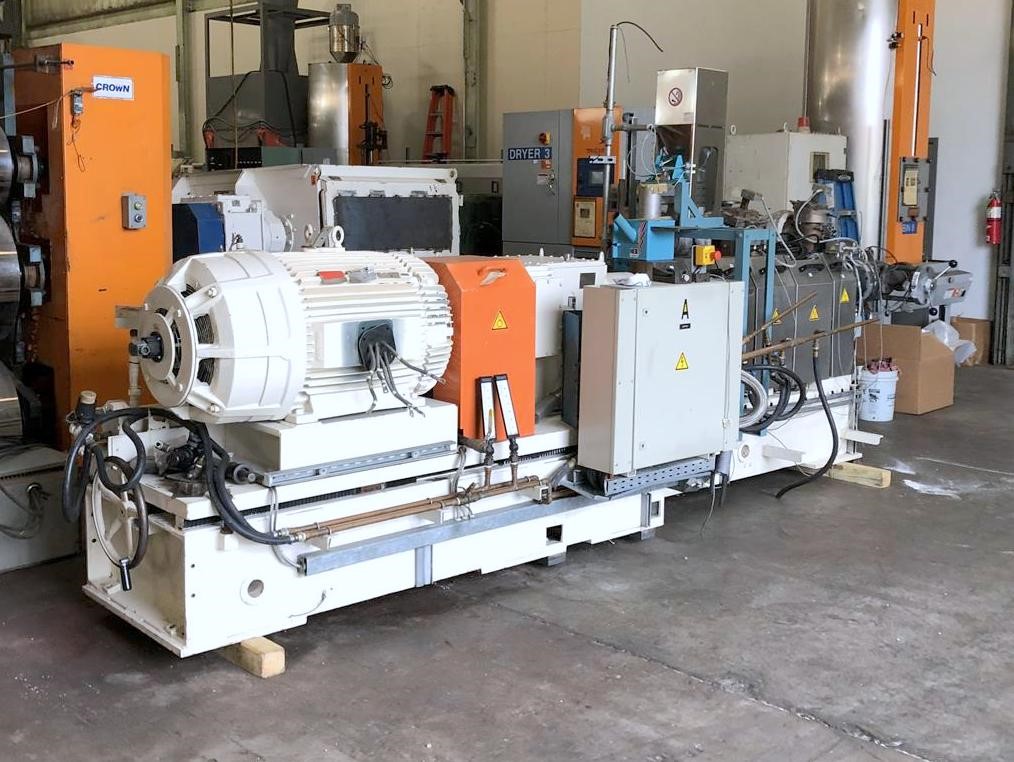 2.36" Berstorff, co-rotating twin screw extruder, 34:1 L/D ratio, 500 RPM screw speed, 200 HP Reliance VXS AC - Image 10