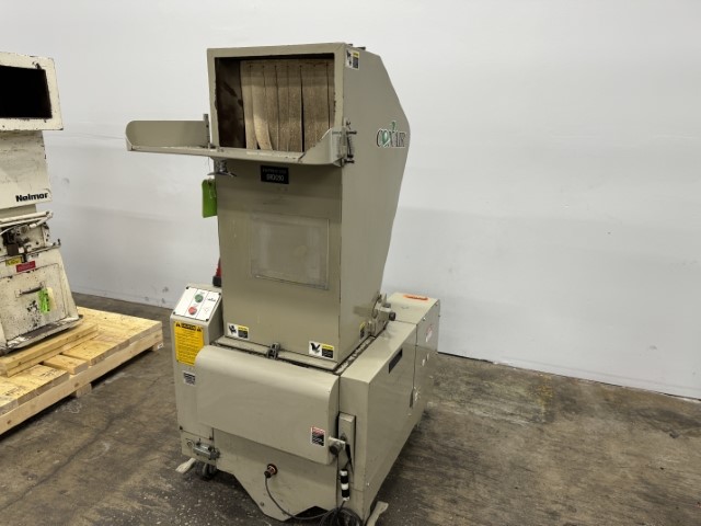 10" x 16" Conair #JC-1016, granulator, 15 HP, 2 bed knives, 45" infeed - Image 2
