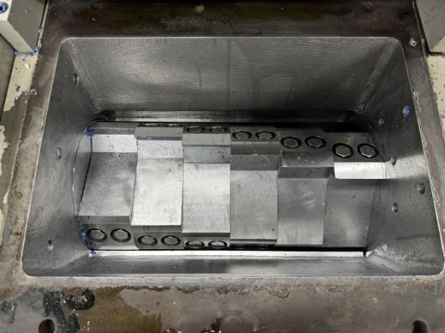 10" x 16" Conair #JC-1016, granulator, 15 HP, 2 bed knives, 45" infeed - Image 3