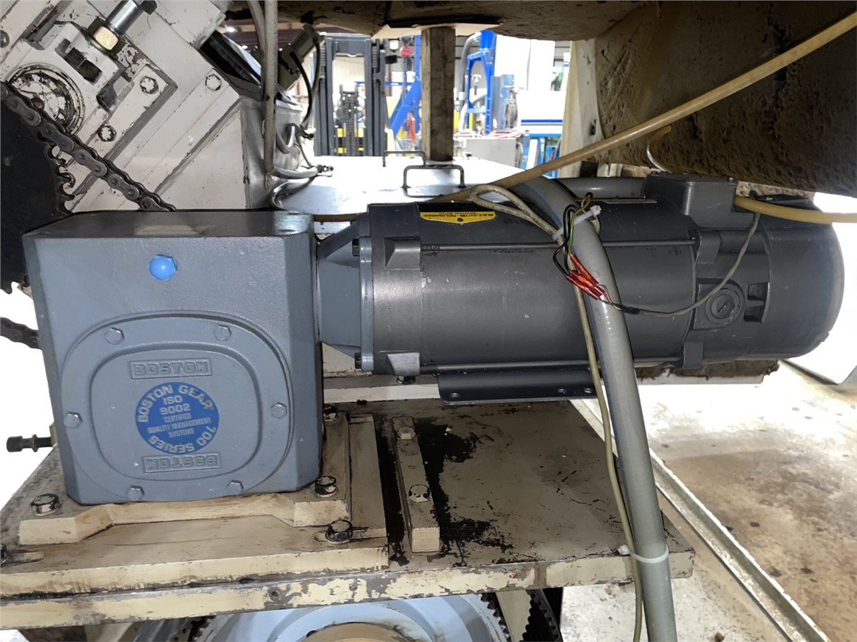 14" x 56" Cumberland #1456I, pull-roll granulator, 100 HP WEG Inverter Duty Motor, 3 knife open rotor, 2 bed - Image 8