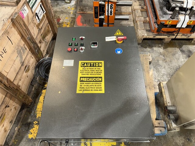 14" x 56" Cumberland #1456, pull-roll granulator, 75 HP TECO Westinghouse motor, 3 knife open rotor, 2 bed - Image 10
